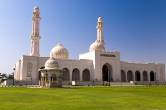 Гостиницы Салалы